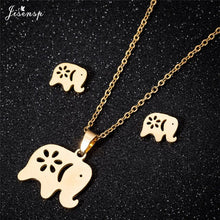 Load image into Gallery viewer, Star Pendant Necklace