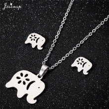 Load image into Gallery viewer, Star Pendant Necklace