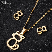 Load image into Gallery viewer, Star Pendant Necklace