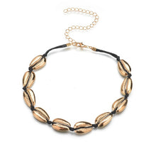 Load image into Gallery viewer, Gold Natural Shell Necklace