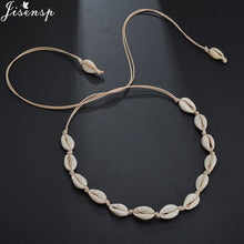 Load image into Gallery viewer, Natural Seashell Necklace